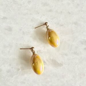 Yellow oval pearlecent dangle earrings